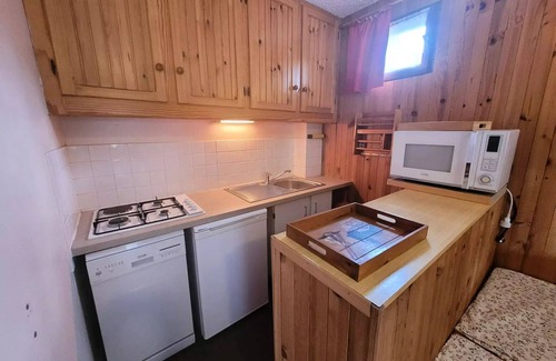 Bonneval-sur-Arc Apartment | Residence Trolle-soldanelle - Apartment 4 functional people
