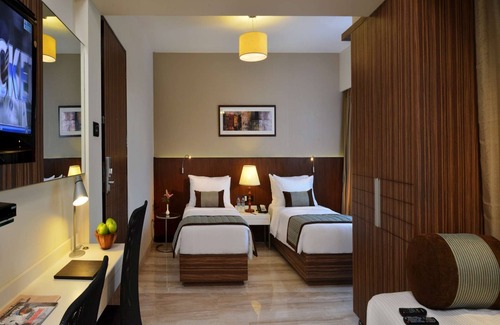 Malad West Hotel | Residency Sarovar Portico Mumbai