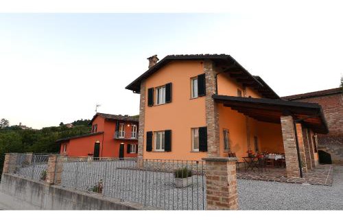 Castiglione Falletto House | Residenza Albatros