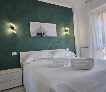 Zona XXXIII Acilia Sud Apartment | Residenza Giardino di Roma