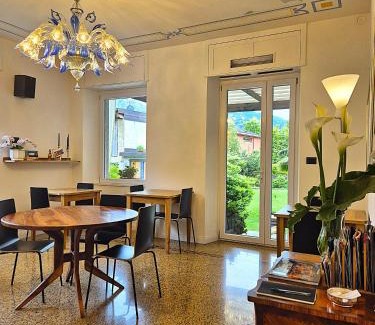 Mandello del Lario Bed & Breakfast | Residenza Laurum