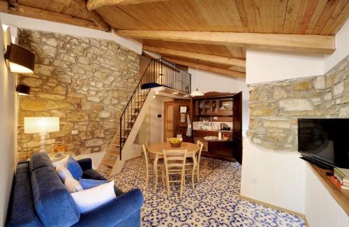 Castellabate Historic Centre Apartment | Residenza Matarazzo e Le Sue Soffitte