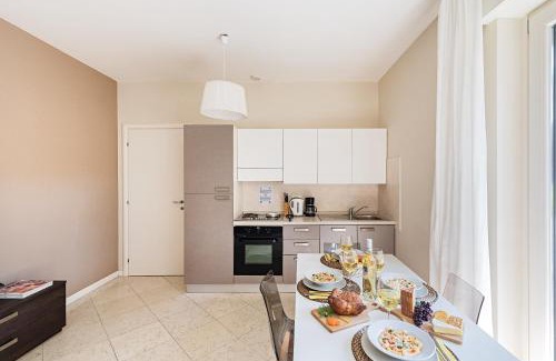 Desenzano del Garda Apartment | Residenza Miralago by Wonderful Italy