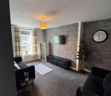 Bedlington Apartment | ResiLets - Front Street East Apartment