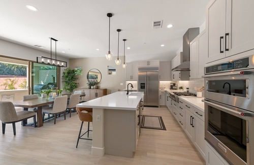 Indio House | Resort Amenities with Private Pool, Spa & Pizza Oven