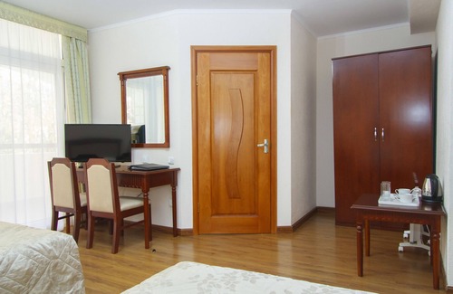 Cholpon-Ata Hotel | Resort Center Raduga