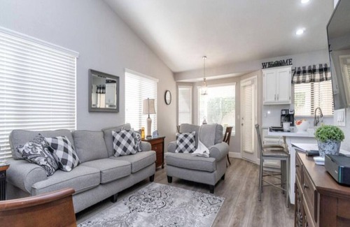 Val Vista Lakes House | Resort Lifestyle in Val Vista Lakes | Updated Home