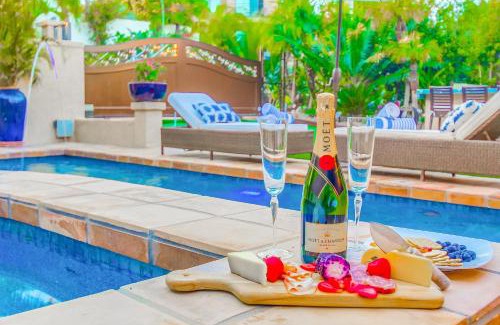 Middletown House | Resort Living: Hoops Outdoor Bar Views PoolSpa