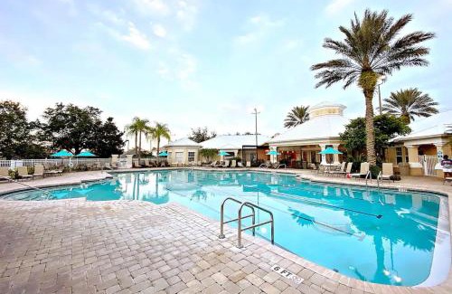 Windsor Palms Apartment | Resort-Style Condo Near Disney World