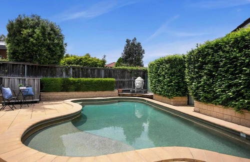 Kellyville House | Resort style living, Park View and Access to City