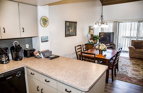 Fairfield Glade Villa | 🌄Resort Vacations at Fairfield Glade TN Beautiful Golf Villa with 4 Queen Beds!