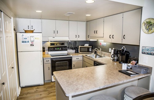 Fairfield Glade Villa | 🌄Resort Vacations at Fairfield Glade TN Beautiful Golf Villa with 4 Queen Beds!