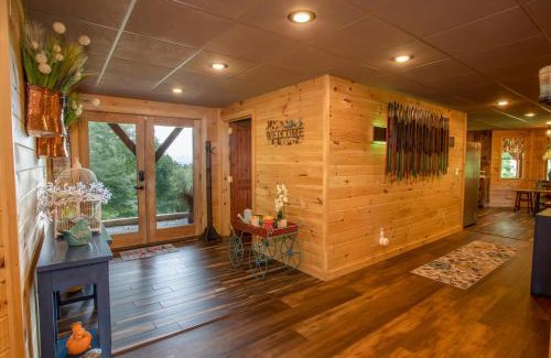 Marion House | Rest at Mountain Crest
