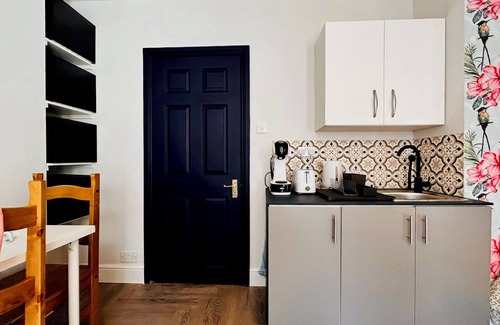Acton Apartment | Rest Boutique Acton