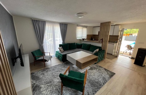 Tuzla House | Rest House