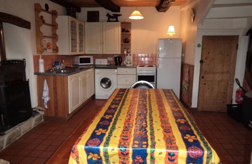 Saint-Segal House | Rest Huella