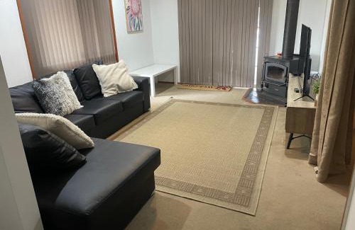 Lake Albert House | Rest, Relax and Recoup