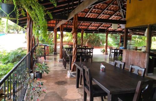 Carara Bed & Breakfast | Restaurante y cabinas Sudy