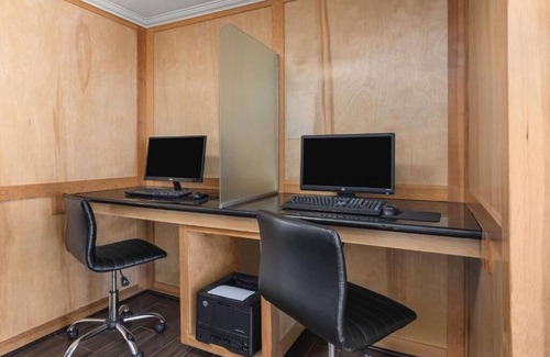 Downtown Vancouver House | Restful rooms in downtown Vancouver