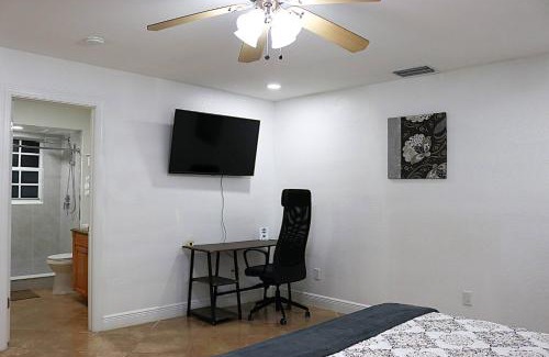 Limona Improvement House | Resting Oak