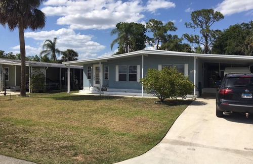 Bonita Springs House | Retirment Comunity Close to the Beach and Shopping