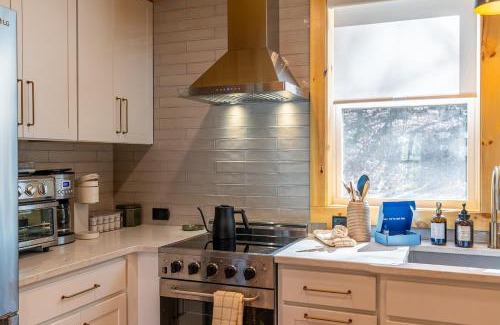 West Jefferson House | Retreat at Riverbend