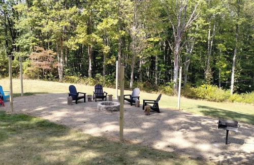 Laurelville Cabin | Retreat on the Ridge in Hocking Hills-Beautiful cabin 5 miles to Rock House