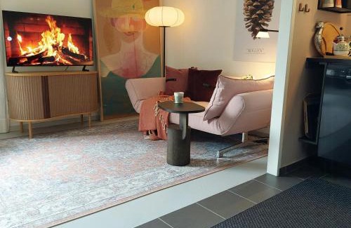 Hadsund House | Retro Guest House Near Rebild Hills