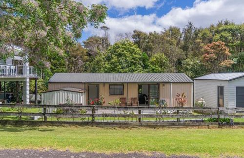 Tairua House | Rewa Rewa Retreat - Tairua Holiday Home
