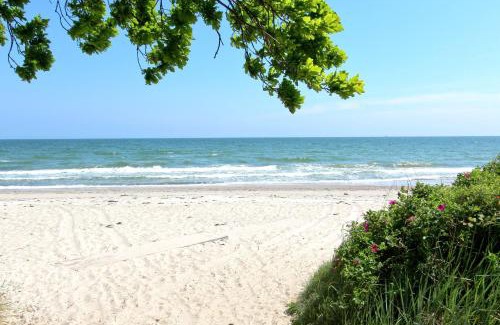 Lobbe Apartment | Rex Rugia FeWo12-6 mit Schwimmbad und Saunanutzung im AHOI-Erlebnisbad Sellin
