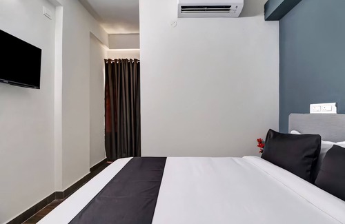 Electronics City Hotel | RG Suites EC II