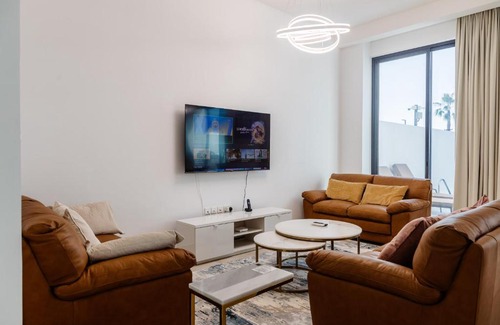 Mina Al Arab Villa | RH- 4BR spacious Private Pool Villa near Beach, Resort in RAK