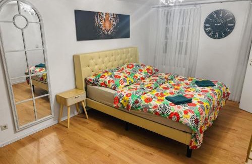 Neuendorf Apartment | RheinOase mit Garten für Familien & Gruppen