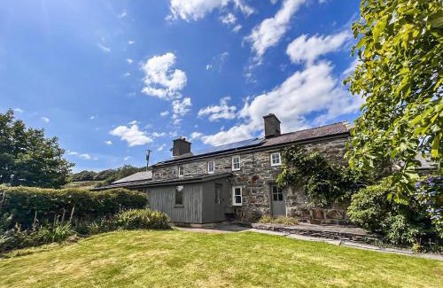 Penrhyndeudraeth House | Rhiw Goch - Uk48152