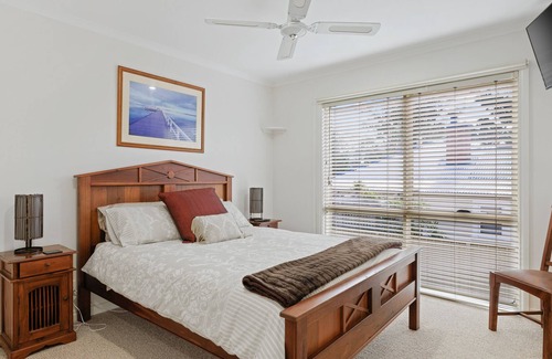 Rhyll Apartment | Rhyll by the Sea