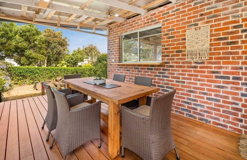 Rhyll House | Rhyll Relaxer - lovely home