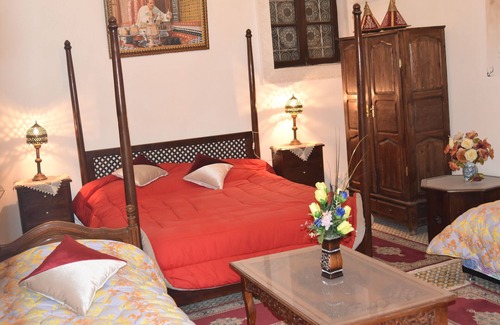 Layoun House | Riad Baba