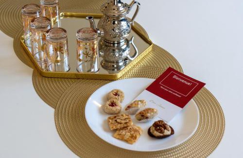 Menara House | Riad Hôtel Dar JuMa - Piscine Chauffée & Spa à Marrakech