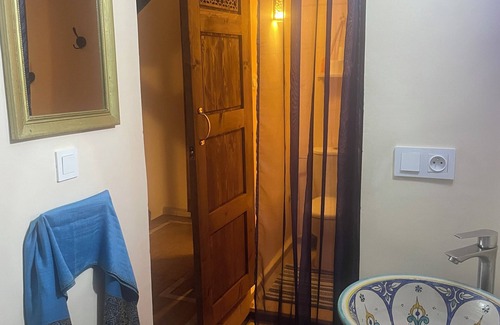 Zekkak Er Roumane House | Riad Inaya Fez