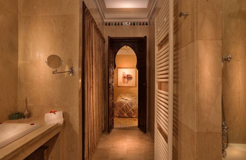 Bab Doukkala House | Riad Kniza