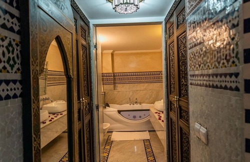 Layoun House | Riad Semlalia
