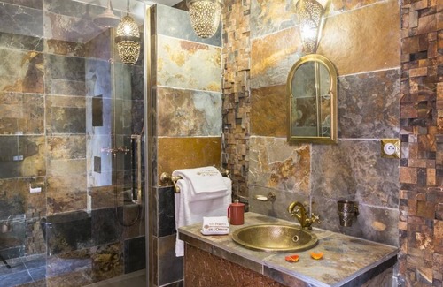 Tours House | Riad SPA Tours Porte de l'Orient