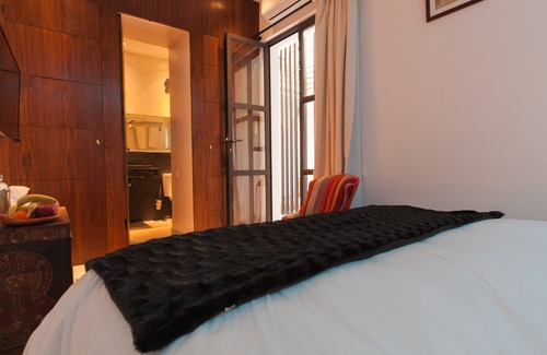 Bab Doukkala House | Riad Zebrakaro