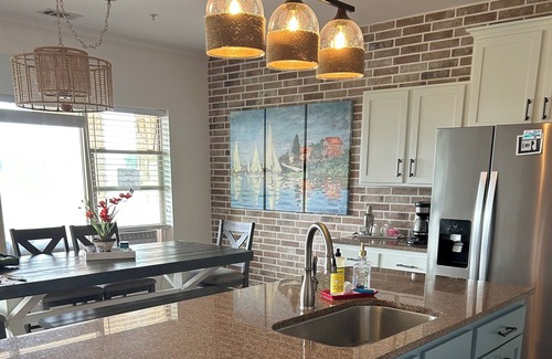 Eureka Condo | Richland Chambers Reservoir Lakefront Condo on First Floor with Outdoor Pool!!