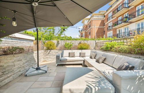 Twickenham Riverside Villa | Richmond Riverside Villa