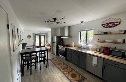 Rico House | Rico Mountain Home! Sauna! Sleeps 6! Fresh remodel 2022 Easy access to Telluride