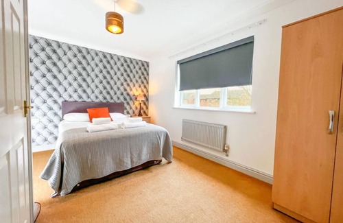 Boston House | Rider Gardens House