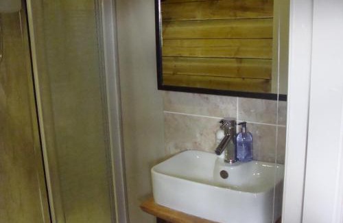 Stand Bed & Breakfast | Riggend Farm Bed and Breakfast
