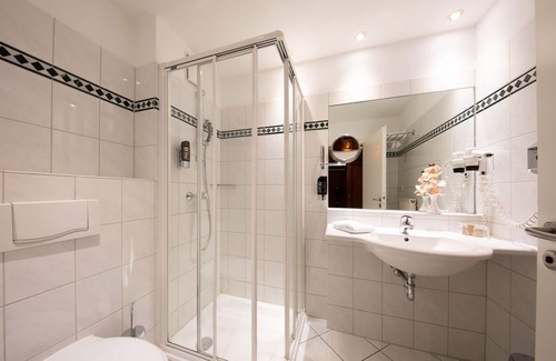 Schenefeld Hotel | Ringhotel Kloevensteen