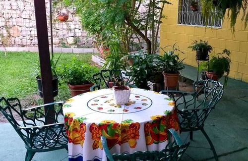 Sector 1 Nor-Oeste House | Rio Lindo Double Room - Casa Armenta B&B
